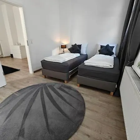 Centre Old Town King Beds * Wismar