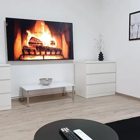 Centre Old Town King Beds Apartment *