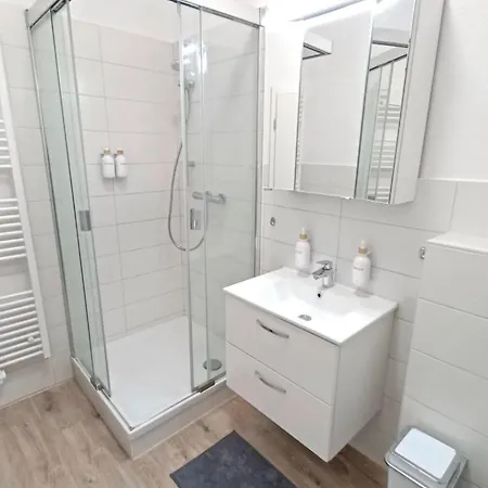Centre Old Town King Beds Apartment *