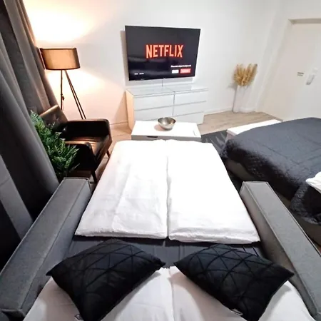 Centre Old Town King Beds