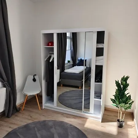 Centre Old Town King Beds * Wismar