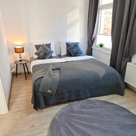 Centre Old Town King Beds Apartment