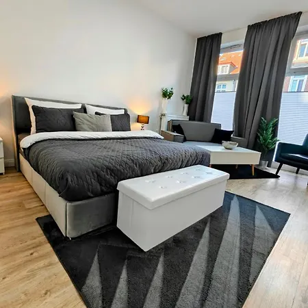 Centre Old Town King Beds